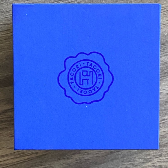 Discontinued Tacori Ribbon Engagement Ring 6.5 - Picture 5 of 7